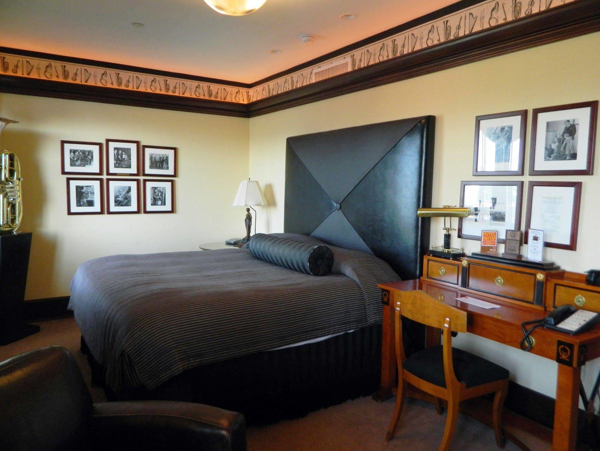 Hotel Pattee Perry 外观 照片