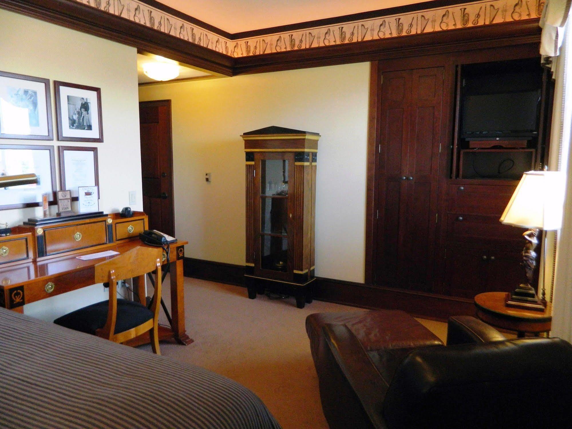 Hotel Pattee Perry 外观 照片